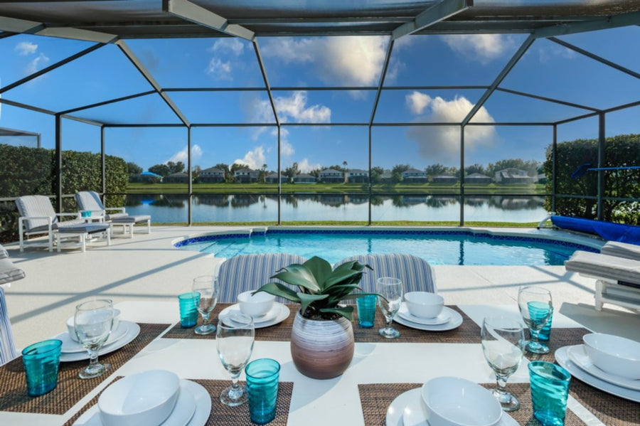 Sunset Lakes Lakeview Villa